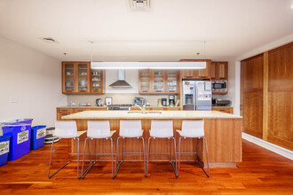 601 W Rosemary St, Chapel Hill, NC for lease Interior Photo- Image 2 of 5
