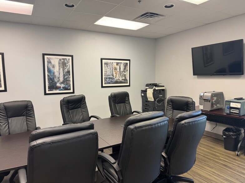 4800 Railroad St, Deer Park, TX for lease - Interior Photo - Image 2 of 5