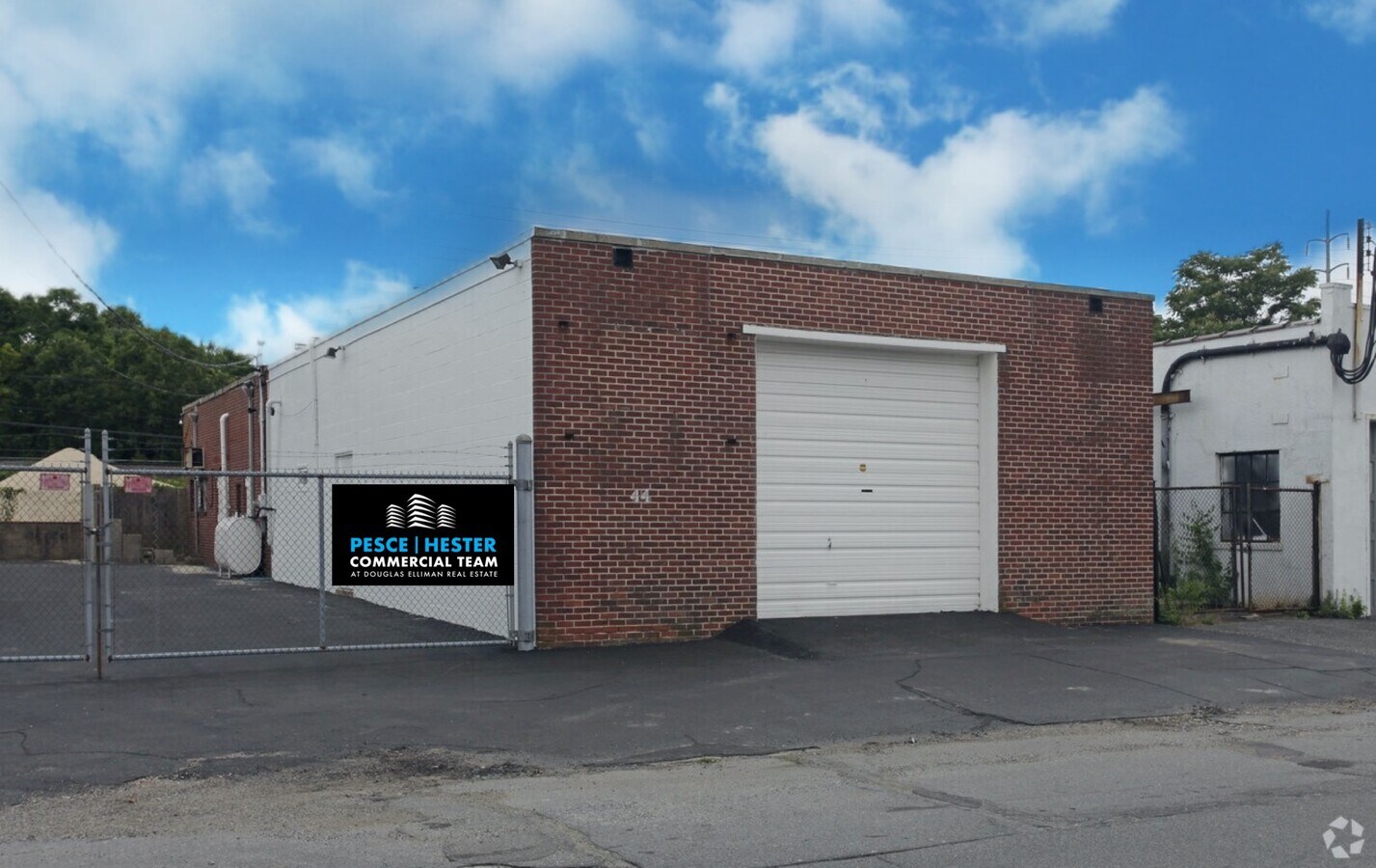 44 Brooklyn Ave, Massapequa, NY 11758