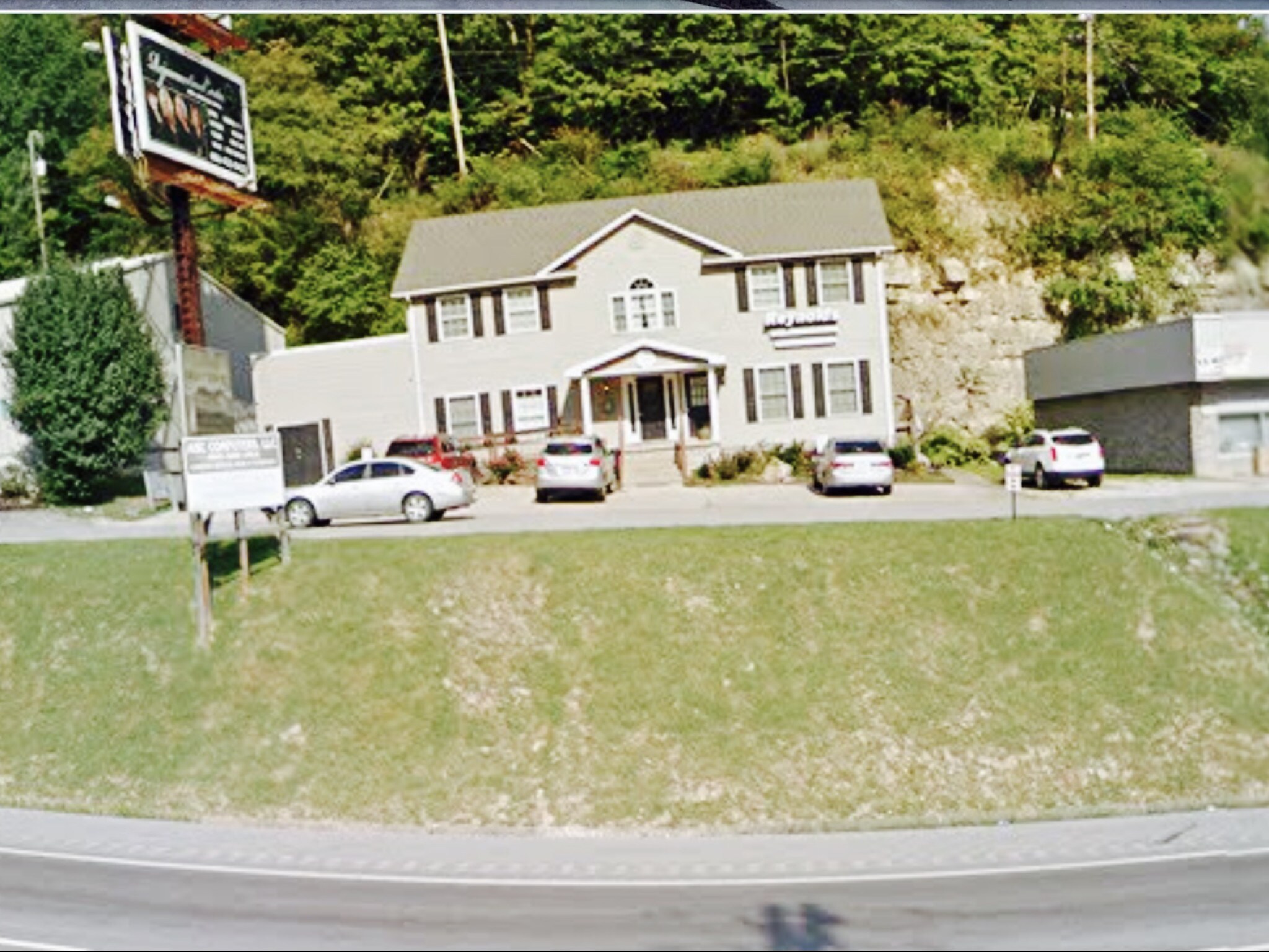 74 Willies Way, Hazard, KY for sale Primary Photo- Image 1 of 1