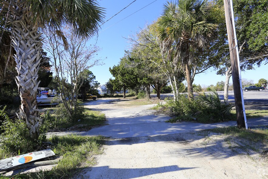 85-87 Center St, Folly Beach, SC for sale - Primary Photo - Image 1 of 1