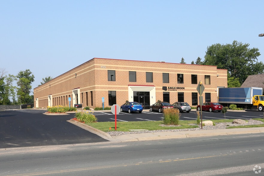 455 Willow Dr N, Long Lake, MN for lease - Primary Photo - Image 1 of 2