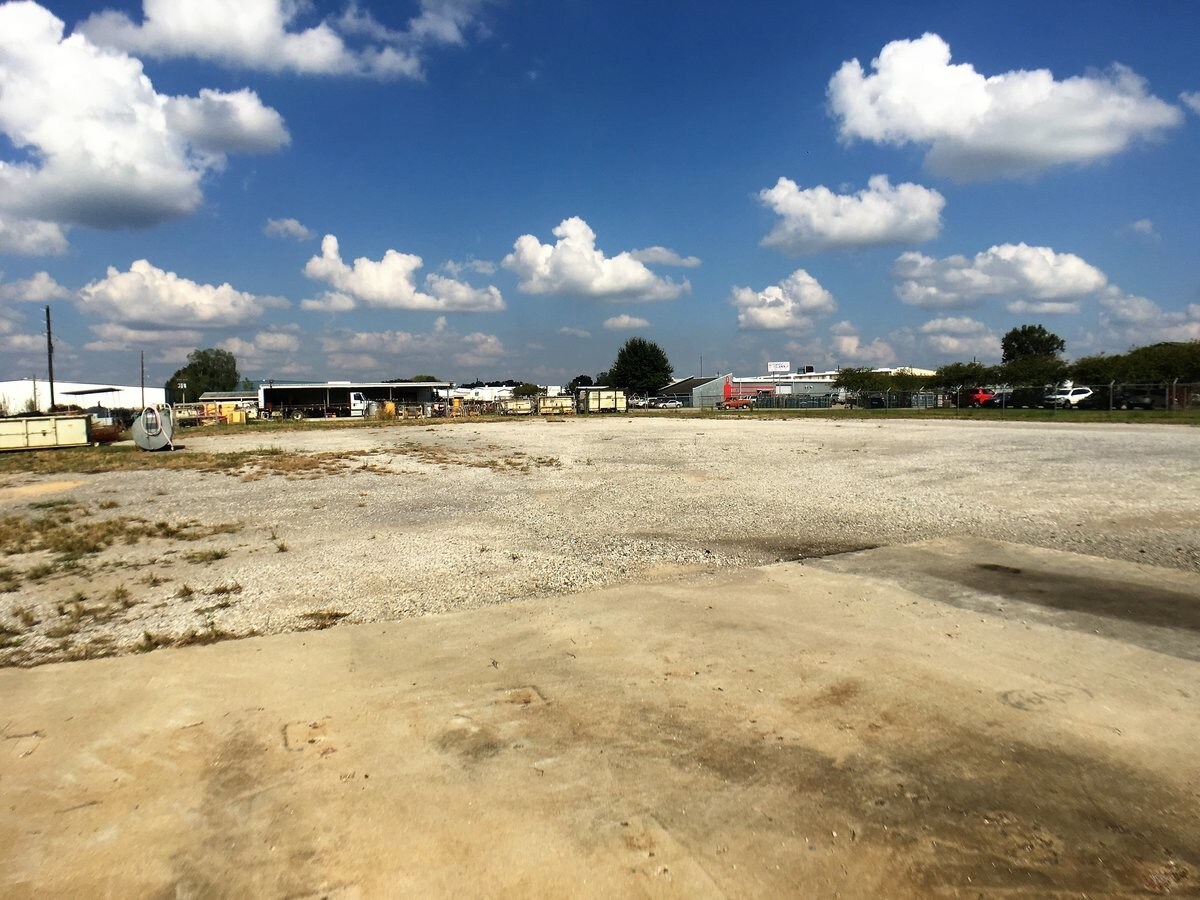 128 Thruway Park Rd, Broussard, LA for sale Building Photo- Image 1 of 1