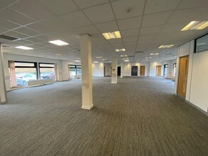 Pontygwindy Rd, Caerphilly for lease Interior Photo- Image 1 of 1