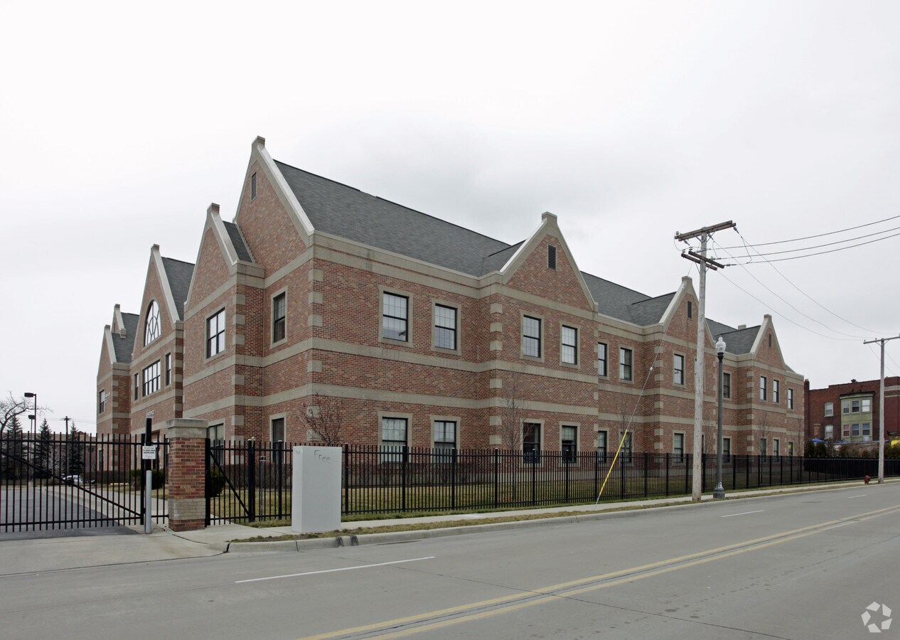 400 Mack Ave, Detroit, MI 48201 Property Record