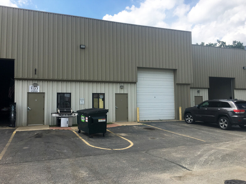 1820 Production Dr, St Charles, IL for lease - Building Photo - Image 1 of 6