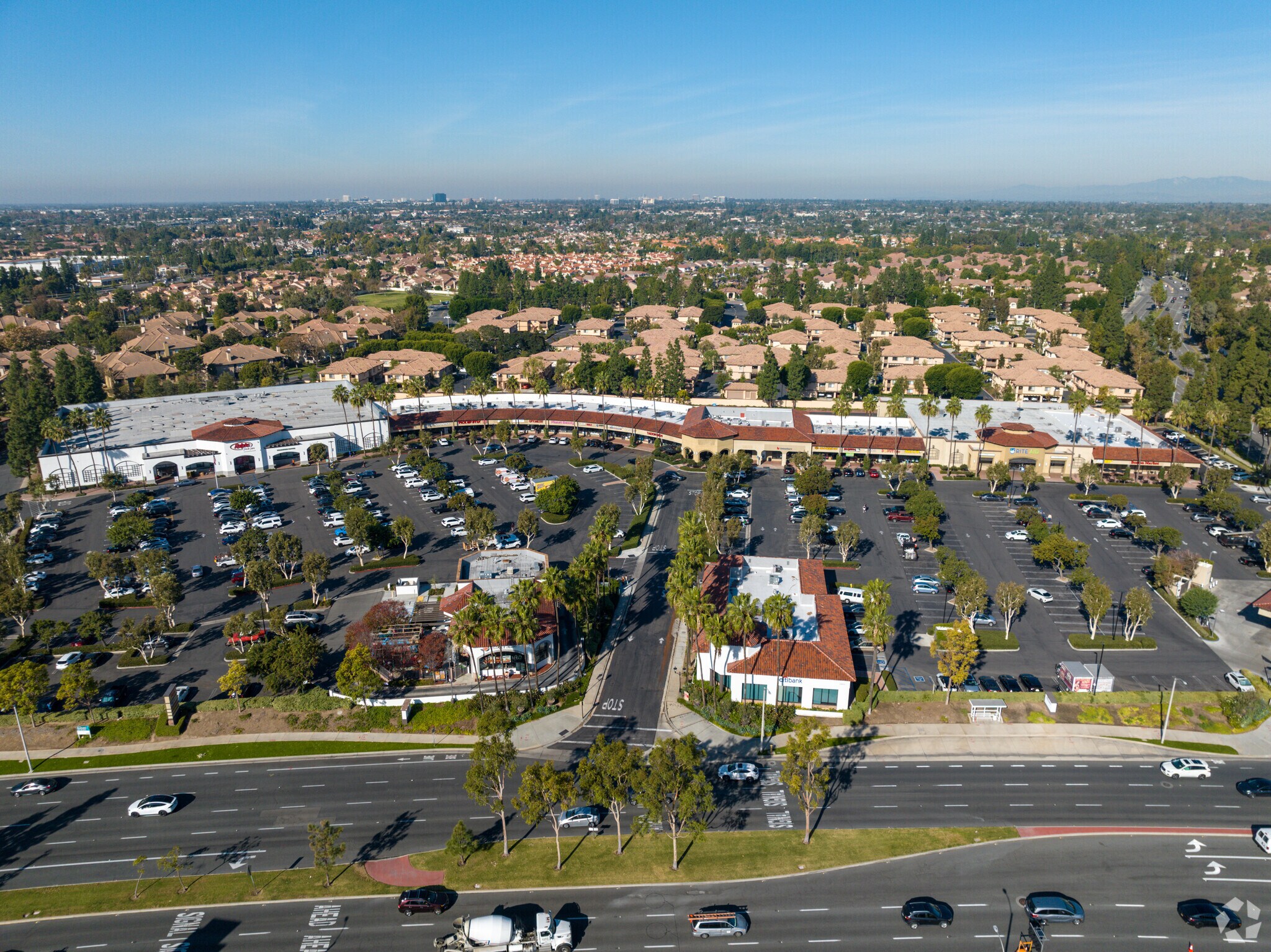 1309513321 Jamboree Rd, Tustin, CA 92782 Tustin Ranch Plaza