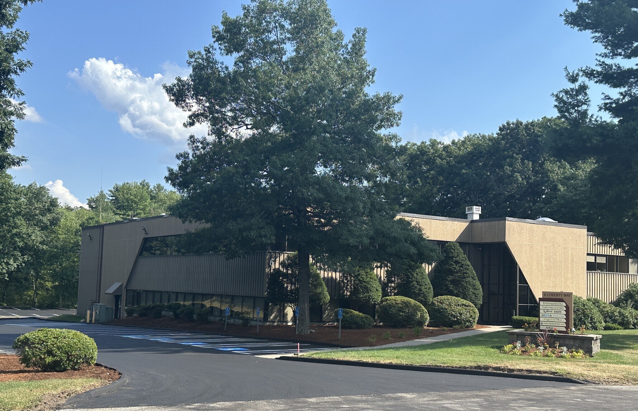 6 Lyberty Way, Westford, MA for sale Building Photo- Image 1 of 7