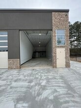 100 Park Place Way, Carrollton, GA for lease Interior Photo- Image 2 of 4