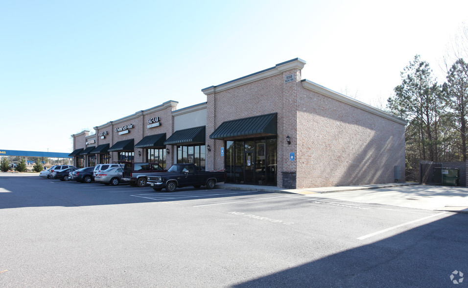 558 Old Norcross Rd, Lawrenceville, GA for lease - Building Photo - Image 2 of 4