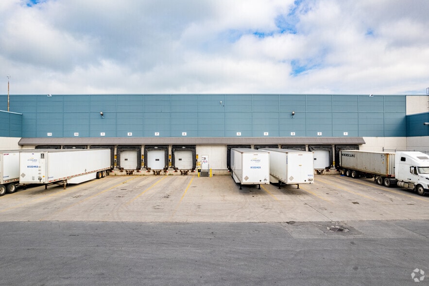 401 Rue Marie-Curie, Vaudreuil-dorion, QC for lease - Building Photo - Image 3 of 16
