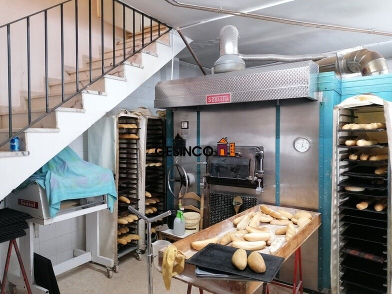 Retail in València, Valencia for sale - Building Photo - Image 3 of 12