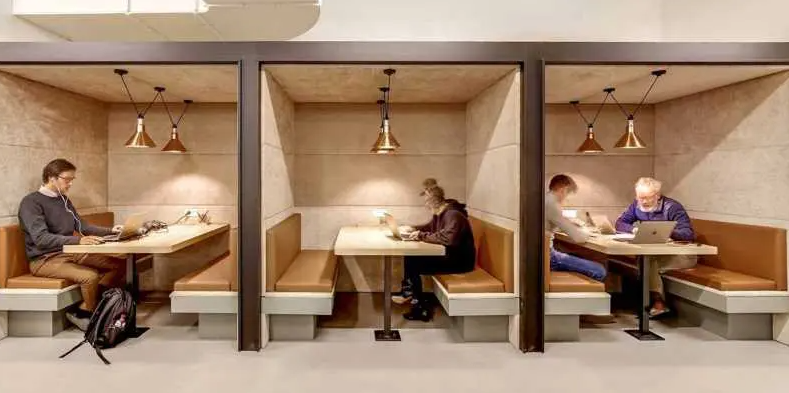 Coworking Space in Paris for lease - Interior Photo - Image 1 of 3