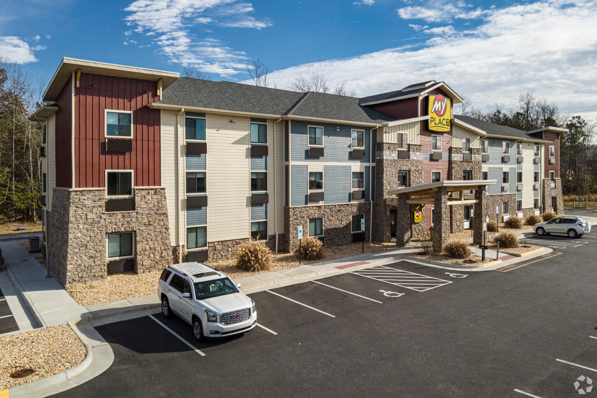 4235 Market Center Dr, King George, VA for sale Building Photo- Image 1 of 7