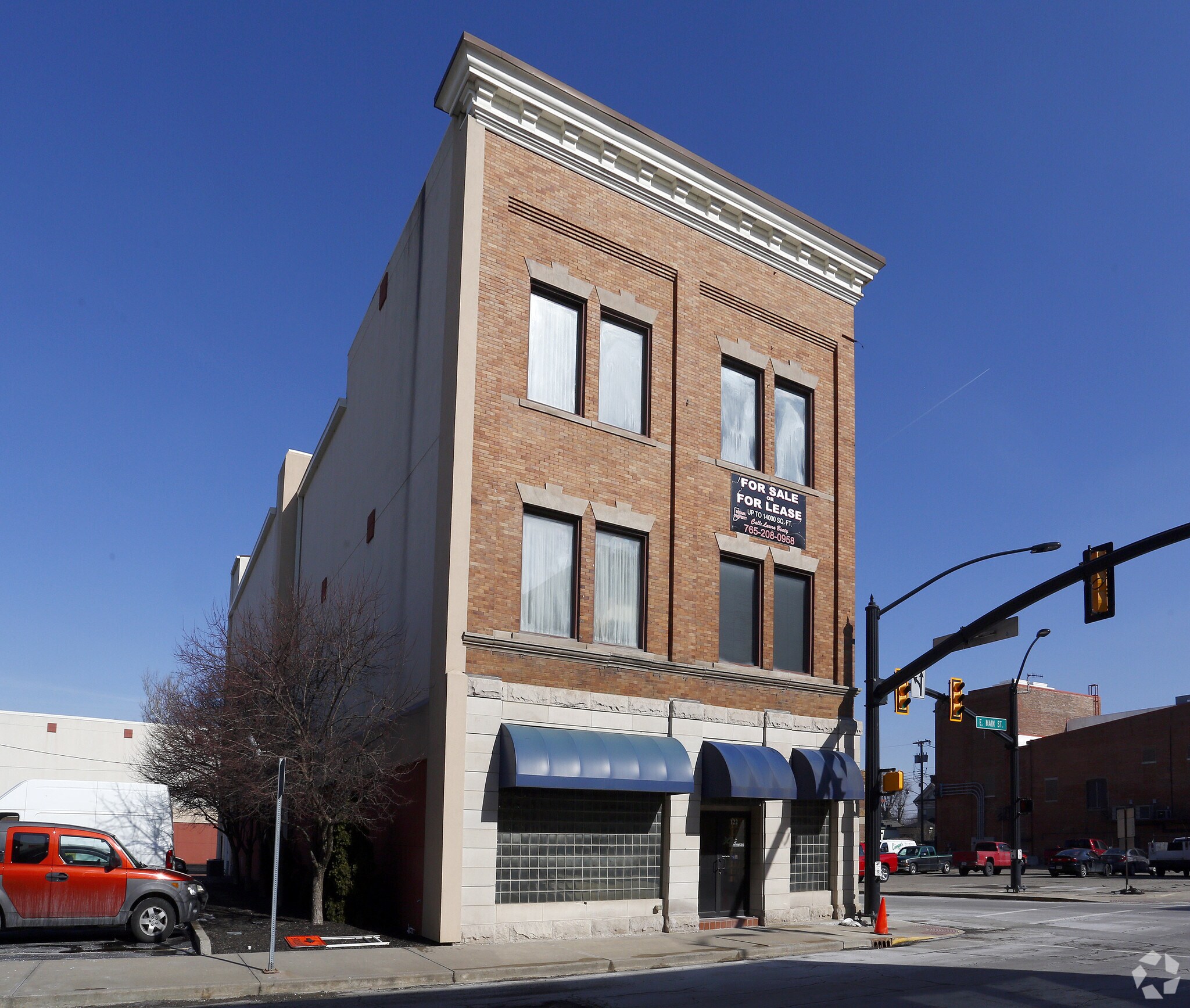 124 E Main St, Muncie, IN for sale Primary Photo- Image 1 of 1