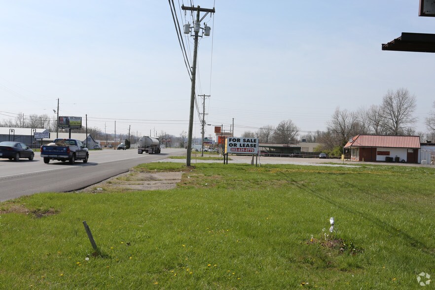 12904 Dixie Highway, Louisville, KY 40272