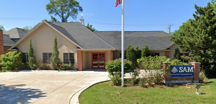 15W256 N Frontage Rd, Burr Ridge, IL for sale Building Photo- Image 1 of 1