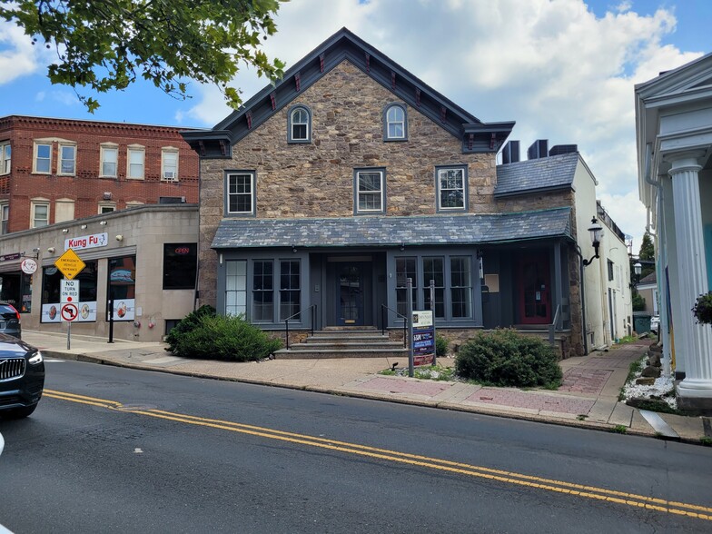 25 N Main St, Doylestown, PA for sale - Building Photo - Image 1 of 1