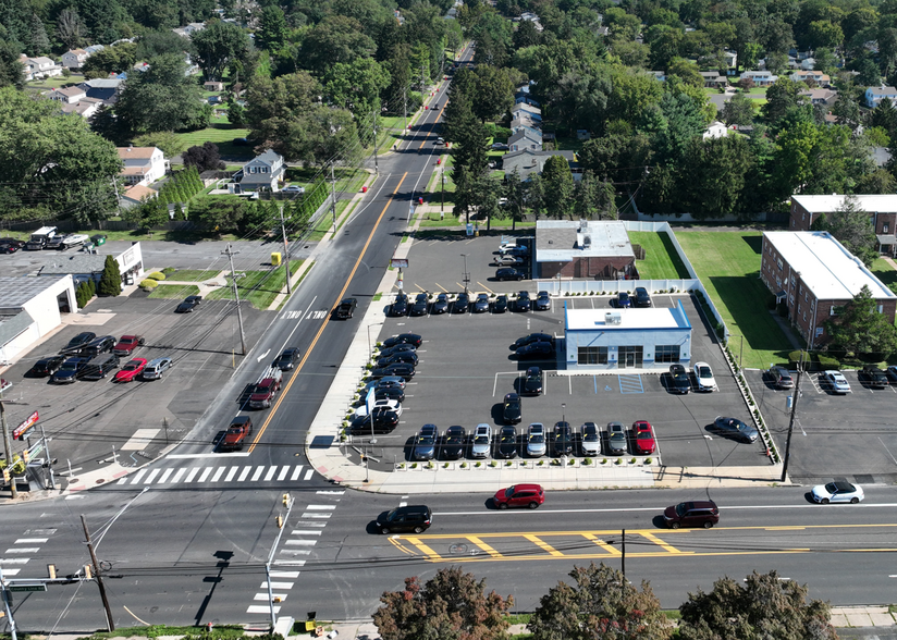 305 E County Line Rd, Hatboro, PA for sale - Aerial - Image 2 of 15