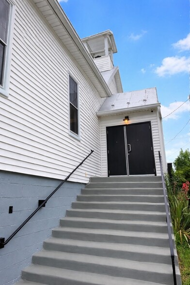 14819 Old Hanover Rd, Upperco, MD for sale - Building Photo - Image 3 of 18