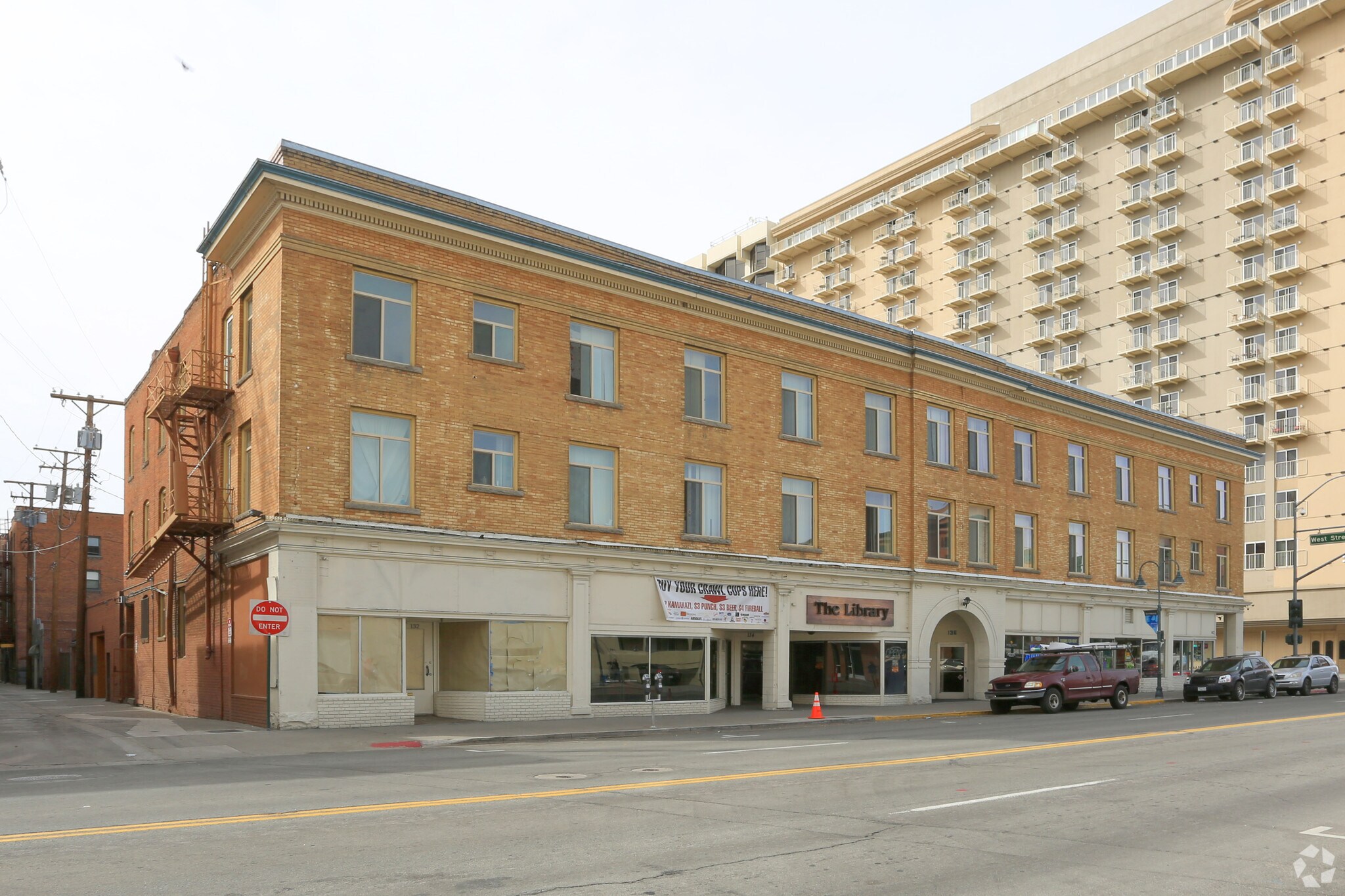 136 W 2nd St, Reno, NV for lease Building Photo- Image 1 of 7