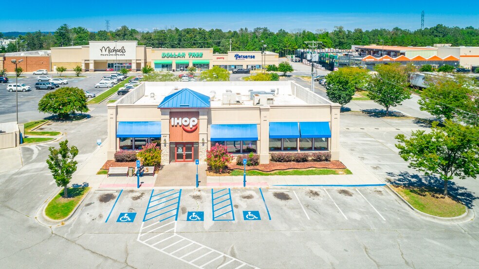 2047 Battlefield Pky, Fort Oglethorpe, GA for sale - Building Photo - Image 3 of 6