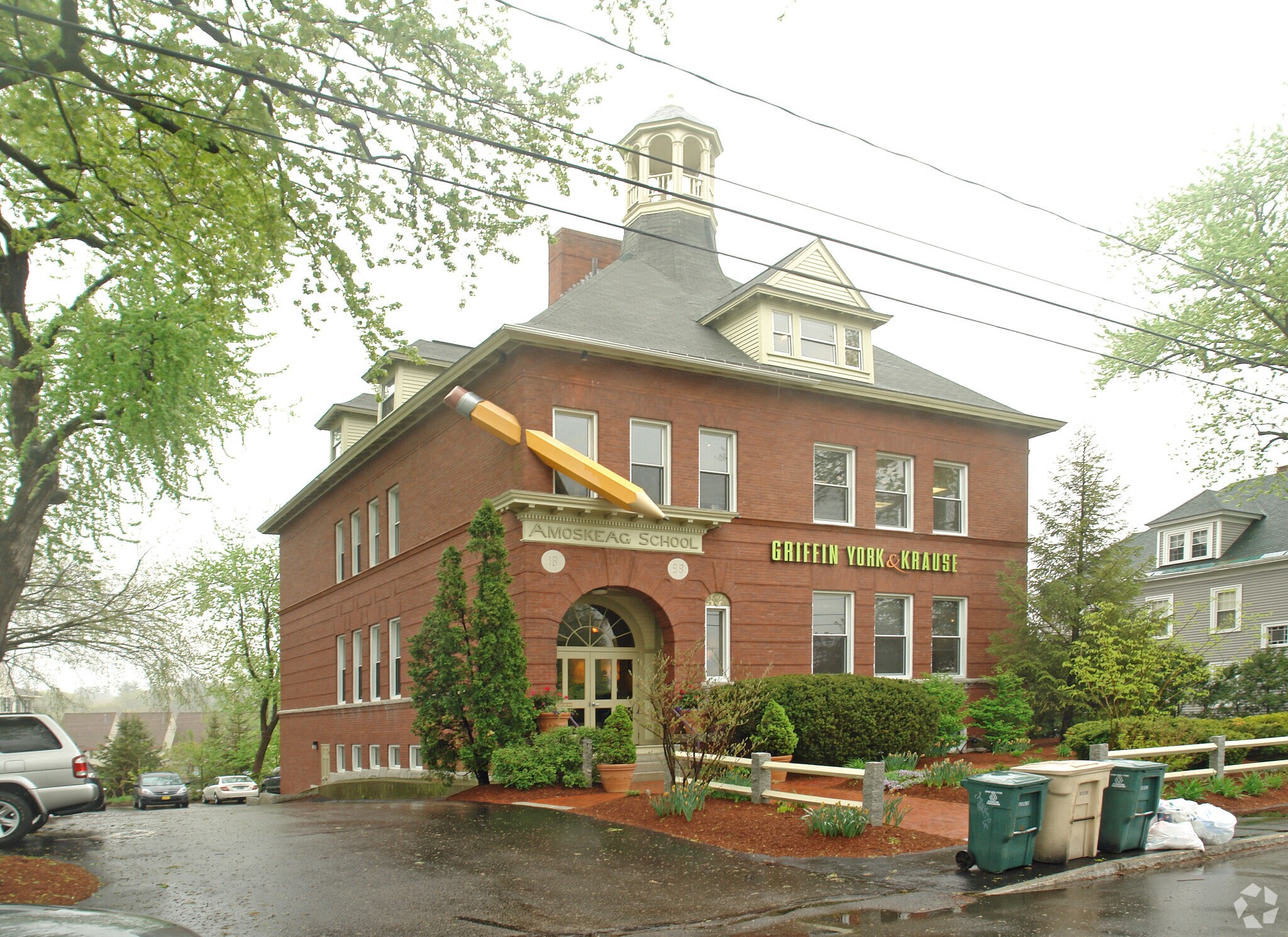 121 Riverfront Dr, Manchester, NH for sale Primary Photo- Image 1 of 1