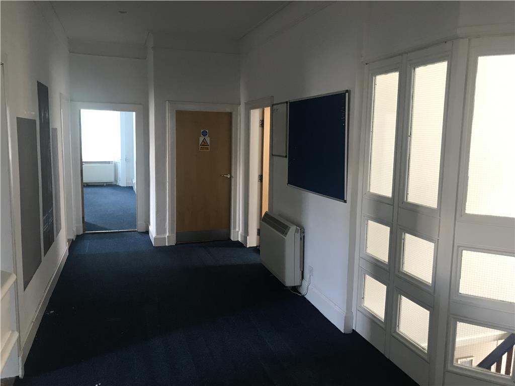 8 South Tay St, Dundee for lease Interior Photo- Image 1 of 3