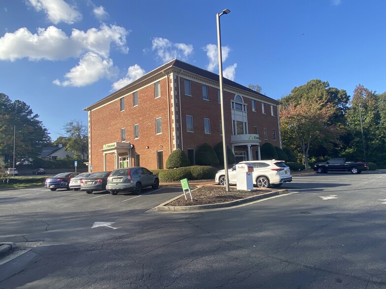 5935 Buford Hwy, Norcross, GA for lease - Building Photo - Image 2 of 19