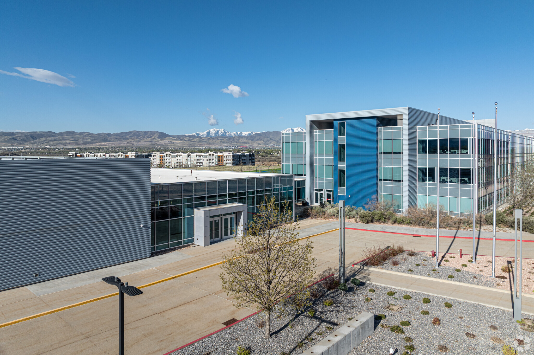 583 W EBay Way, Draper, UT for sale Primary Photo- Image 1 of 1