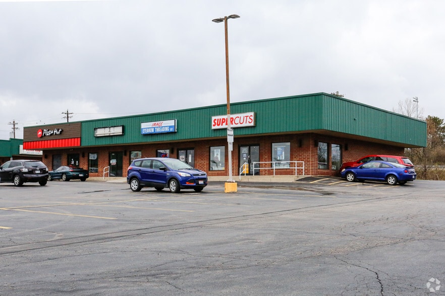 Kittyhawk Plaza - 4461-4498 Marie Dr portfolio of 4 properties for sale on LoopNet.com - Primary Photo - Image 2 of 4