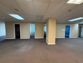 299 Alhambra Cir, Coral Gables, FL for lease Building Photo- Image 1 of 2