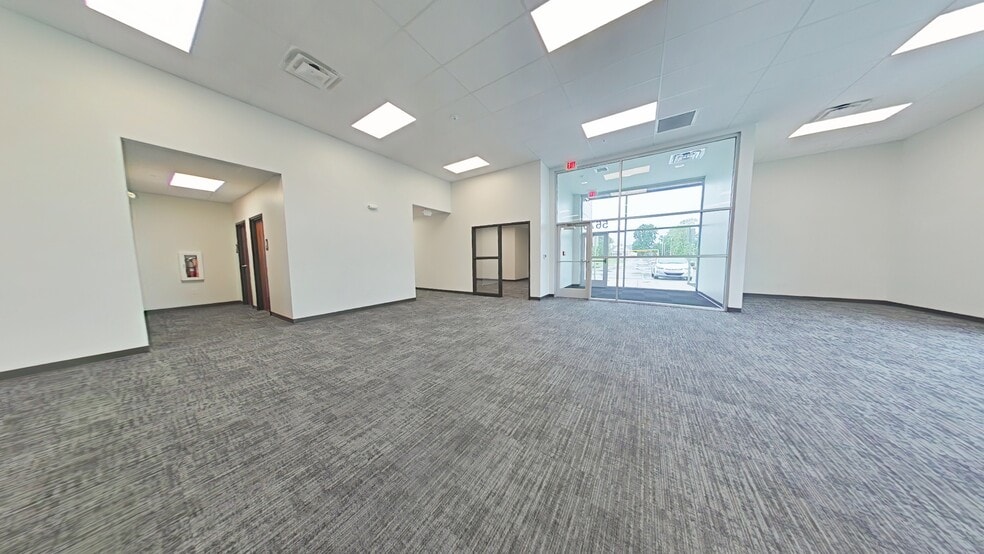 5670 Aurora Way, McCordsville, IN for lease - Building Photo - Image 3 of 12