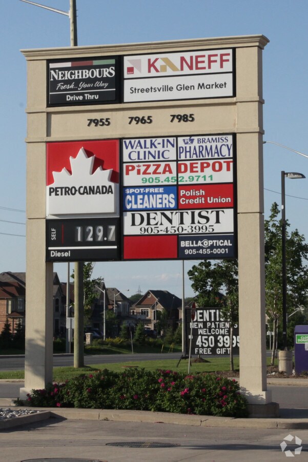 7955 Financial Dr, Brampton, ON L6Y 0B4
