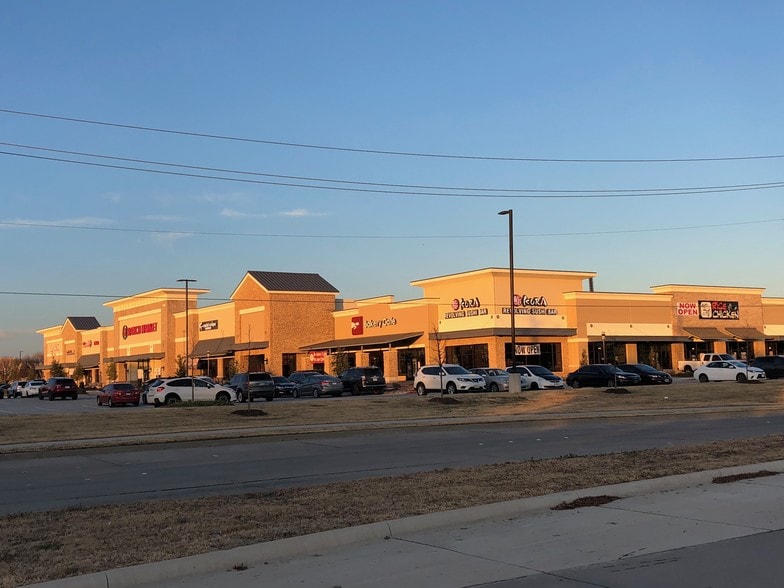 9201 Warren Pky, Frisco, TX for lease - Building Photo - Image 2 of 3