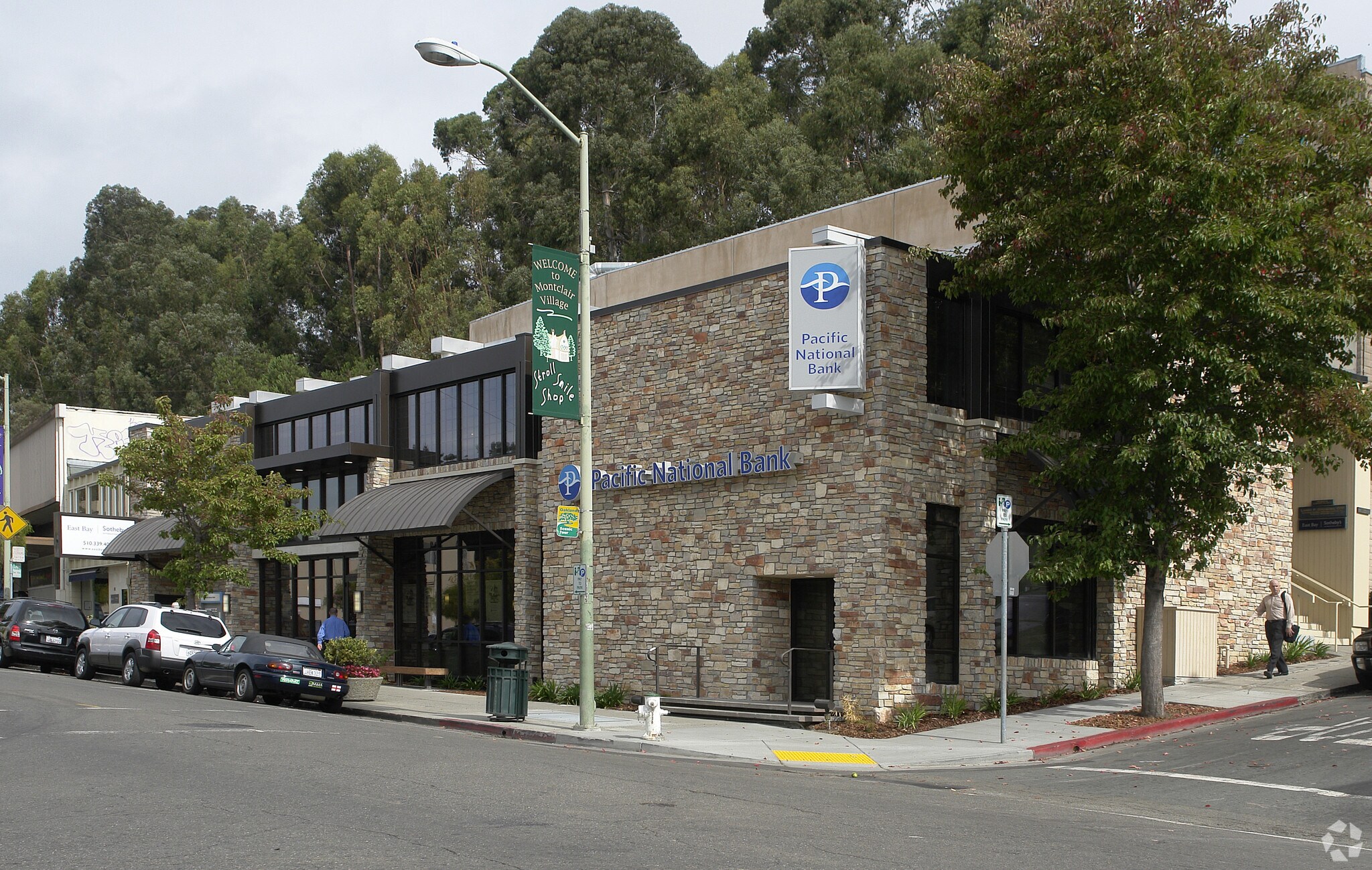 1990 Mountain Blvd, Oakland, CA for lease Primary Photo- Image 1 of 3