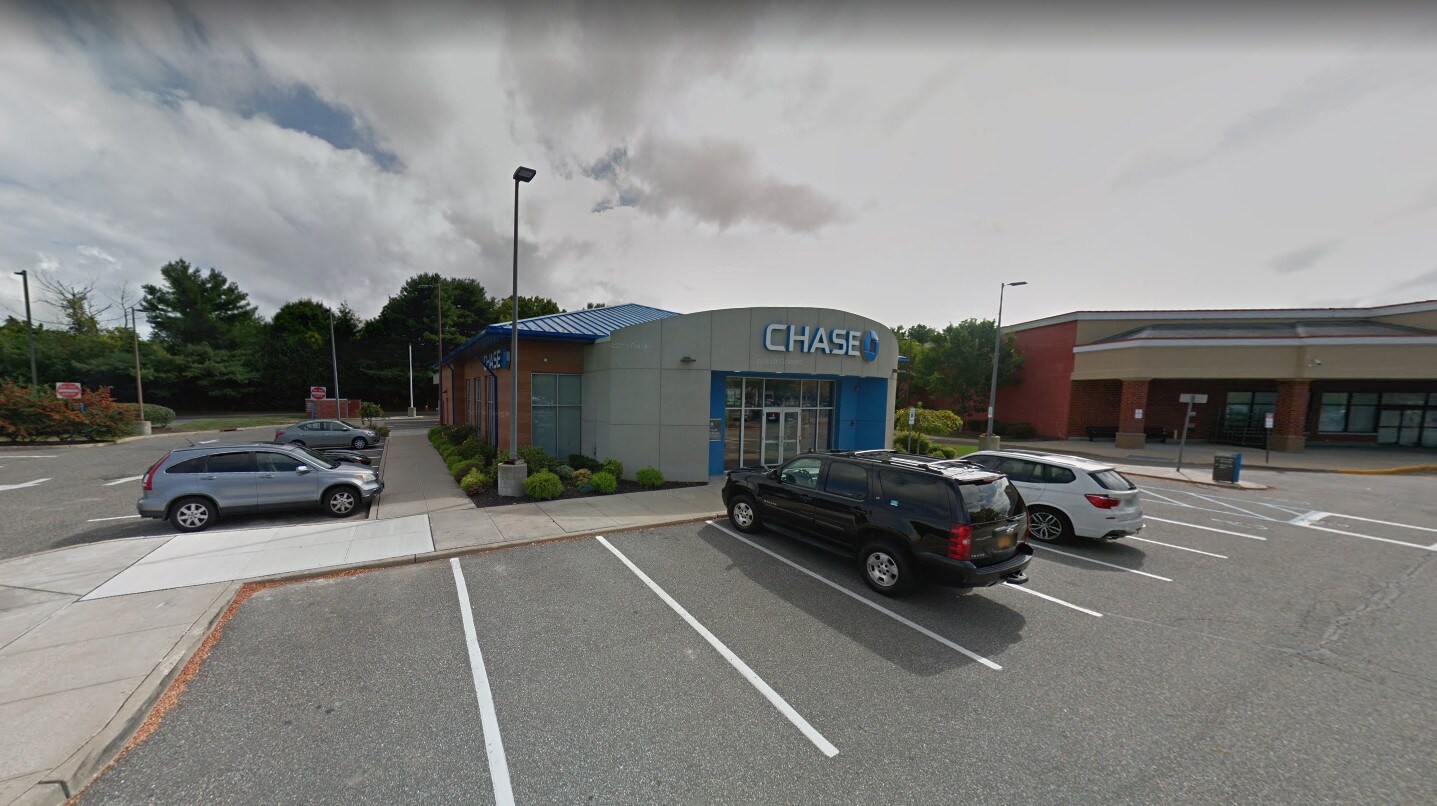 739777 Pulaski Rd, Huntington, NY, 11743 Retail Space For Lease