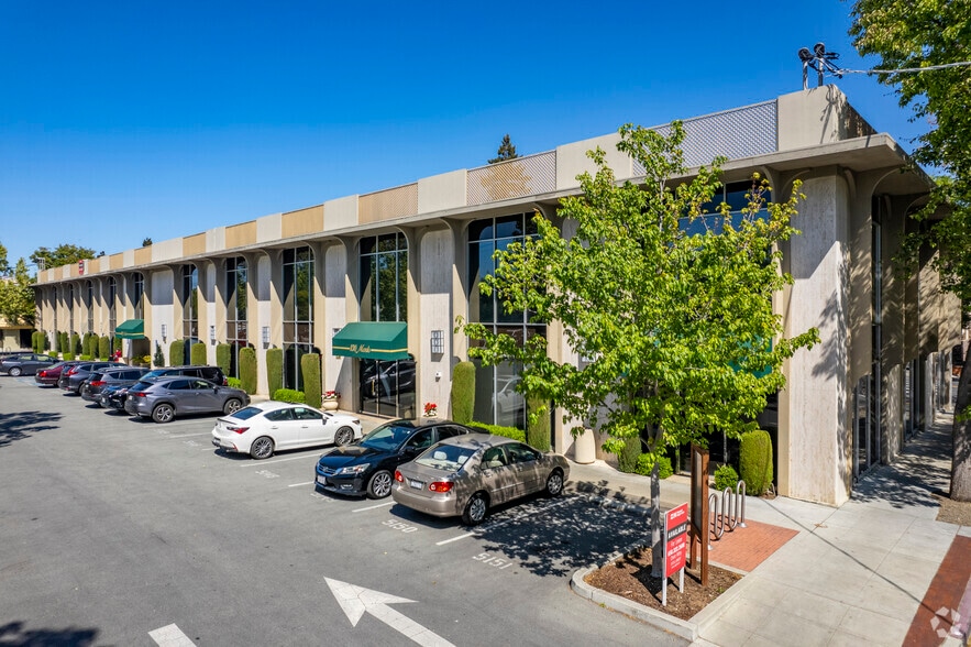 800-830 Menlo Ave, Menlo Park, CA for lease - Building Photo - Image 1 of 5