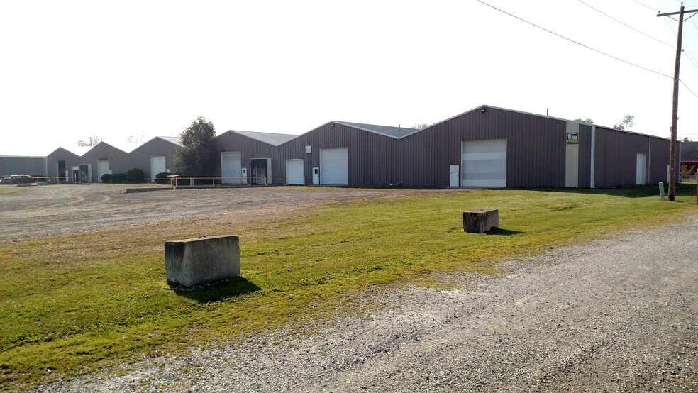 503-513 Parkway St, West Unity, OH for sale - Building Photo - Image 1 of 1