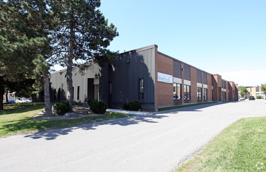 20 Magnetic Dr, Toronto, ON for lease - Primary Photo - Image 1 of 2