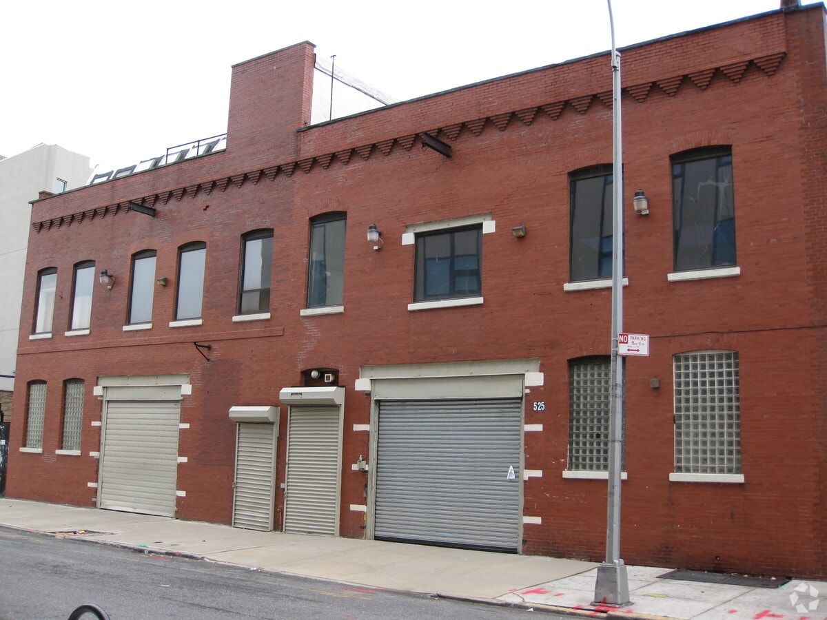 507529 Waverly Ave, Brooklyn, NY 11238