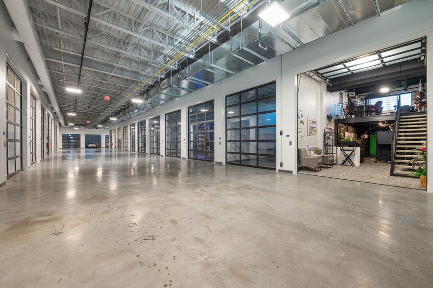 4229 FM 620, Austin, TX for sale - Interior Photo - Image 1 of 17