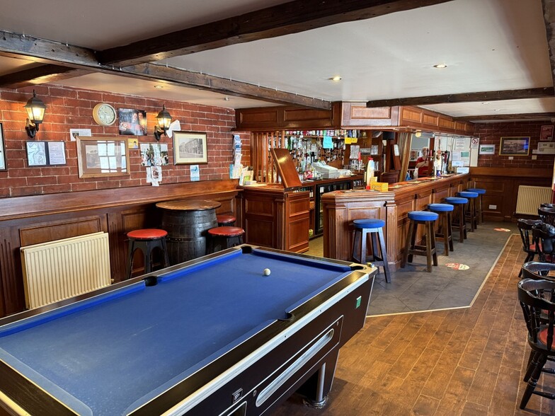 31-36 St. Germain St, Catrine for lease - Interior Photo - Image 3 of 7