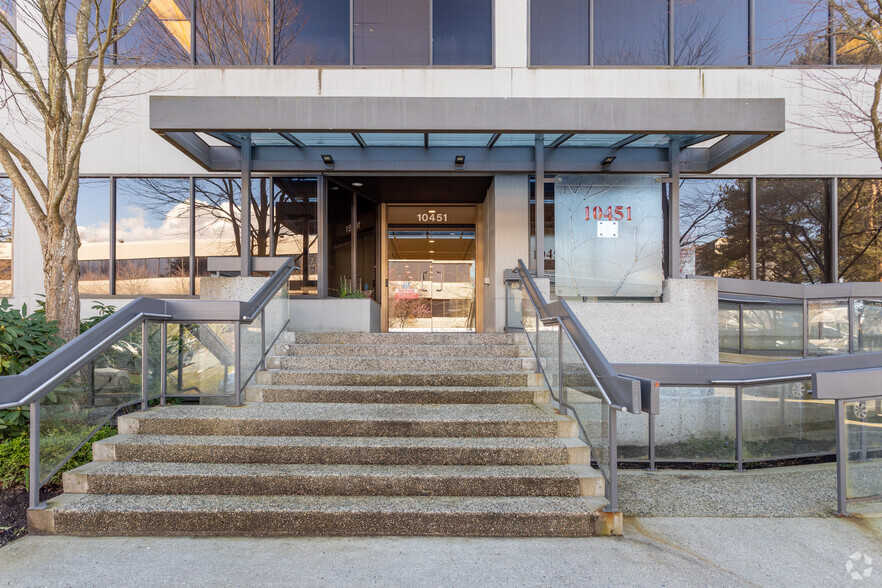 10451 Shellbridge Way, Richmond, BC for lease - Building Photo - Image 3 of 7