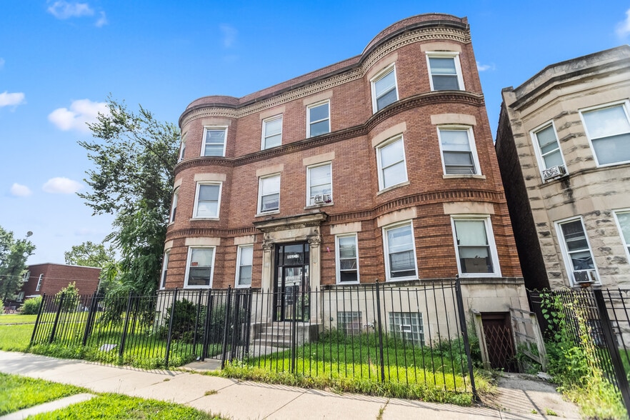 7252 S Yale Ave, Chicago, IL for sale - Building Photo - Image 1 of 16