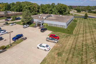 4420-4460 Carver Woods Dr, Blue Ash, OH - aerial  map view