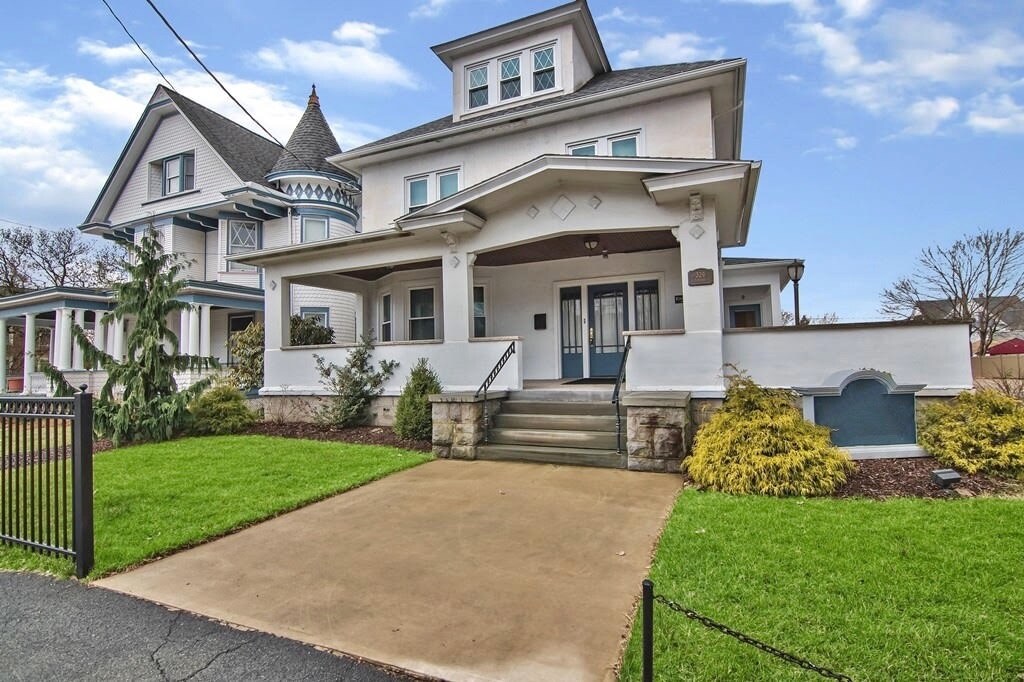 329 W Market St, Scranton, PA for sale Primary Photo- Image 1 of 1