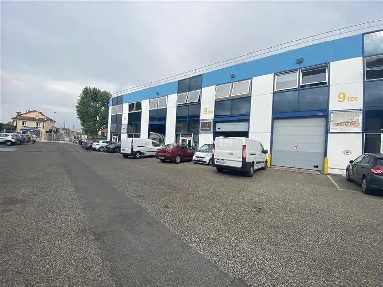 Flex in Vitry-sur-Seine for lease - Building Photo - Image 2 of 10