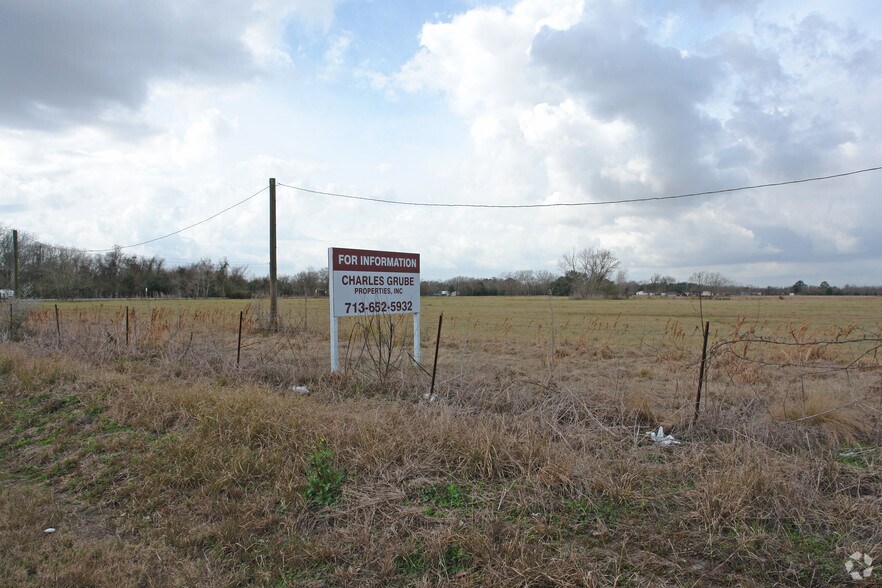 N Main St, Baytown, TX for sale - Primary Photo - Image 1 of 1