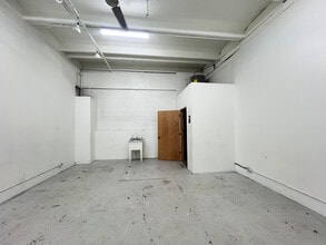 55 Ormond St, Atlanta, GA for sale Interior Photo- Image 1 of 4